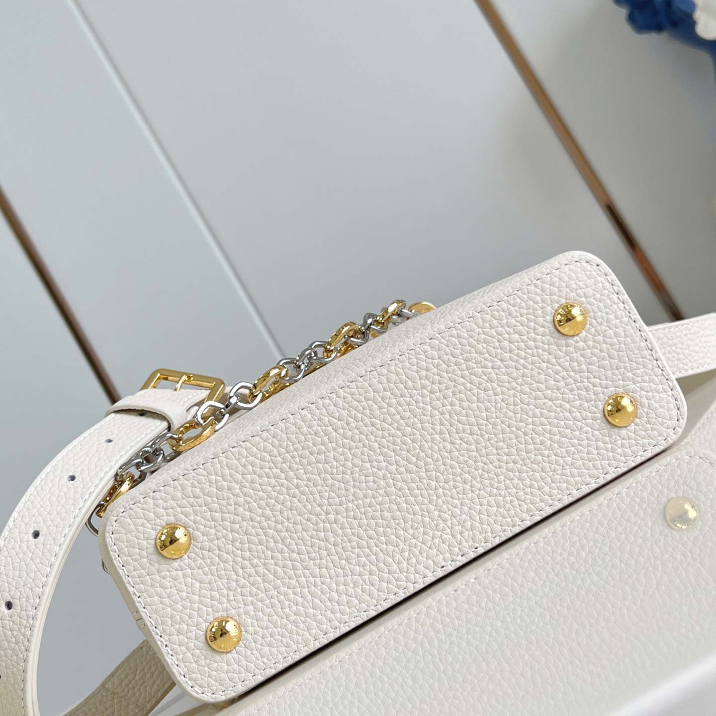 Louis Vuitton Capucines Capucines Chain On You Louis Vuitton Capucines Capucines Chain On You