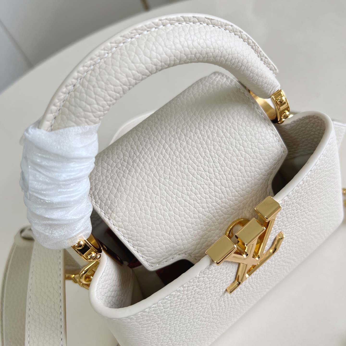 Louis Vuitton Capucines Capucines Chain On You Louis Vuitton Capucines Capucines Chain On You