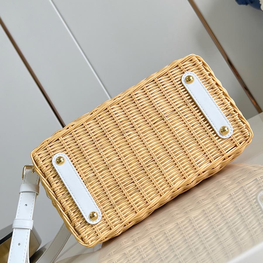 Louis Vuitton Capucines BB