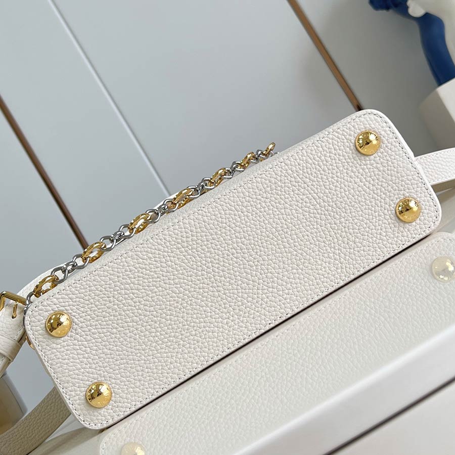 Louis Vuitton Capucines BB Taurillon Louis Vuitton Capucines BB Taurillon