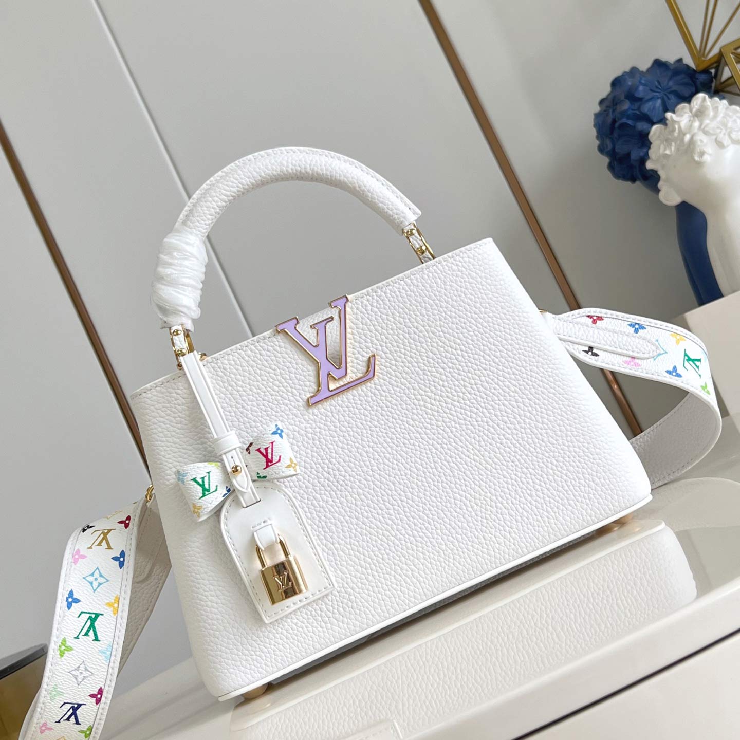 Louis Vuitton  Capucines Taurillon
