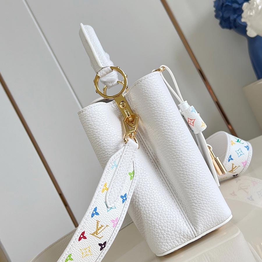 Louis Vuitton  Capucines Taurillon