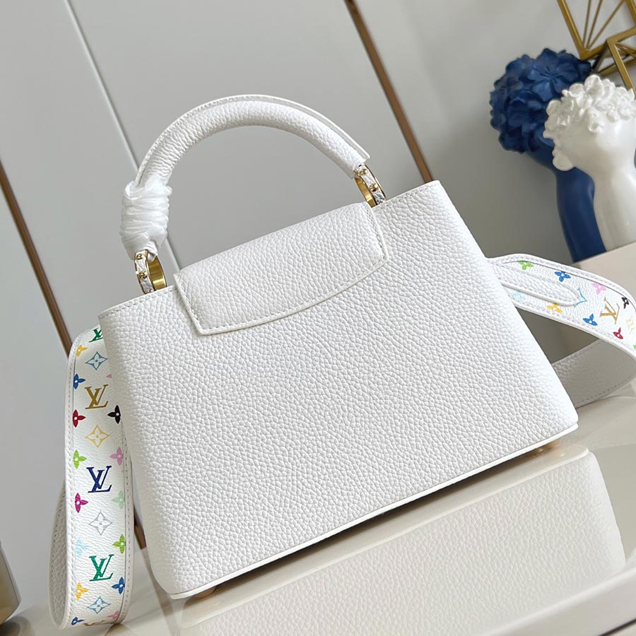 Louis Vuitton  Capucines Taurillon