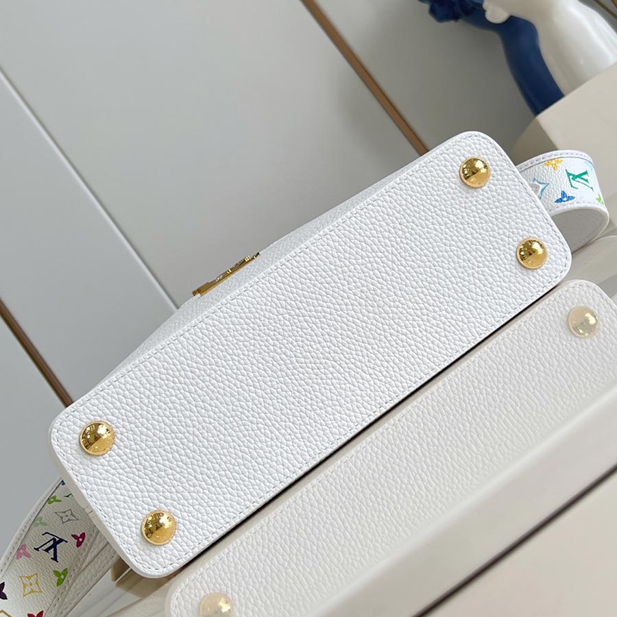 Louis Vuitton  Capucines Taurillon