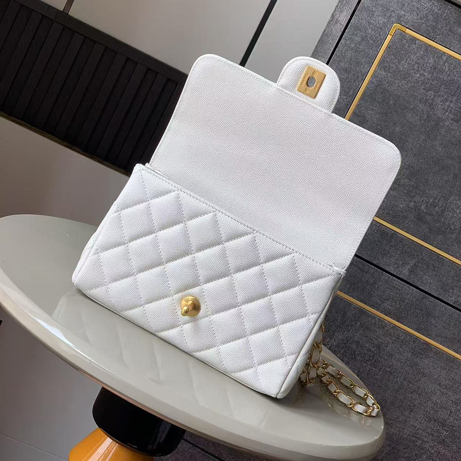 CHANEL Jumbo Classic Caviar Double Flap