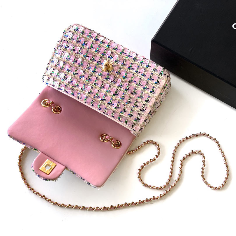 CHANEL Jumbo Classic Caviar Double Flap CHANEL Jumbo Classic Caviar Double Flap