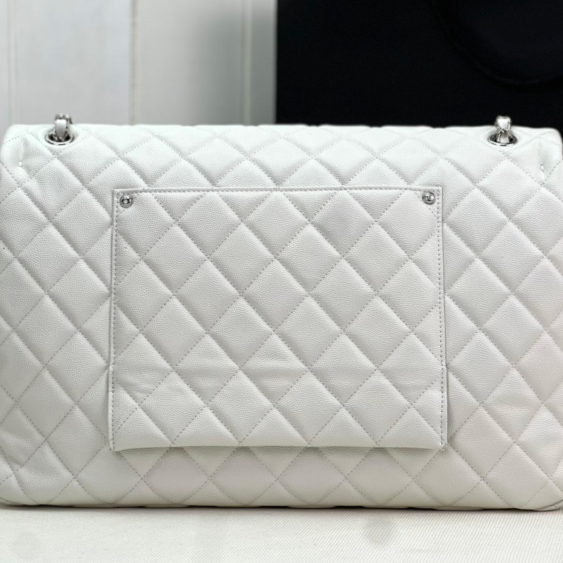 CHANEL Jumbo Classic Caviar Double Flap