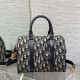 DIOR Groove