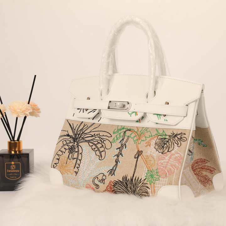 Hermès  swift  hand bag