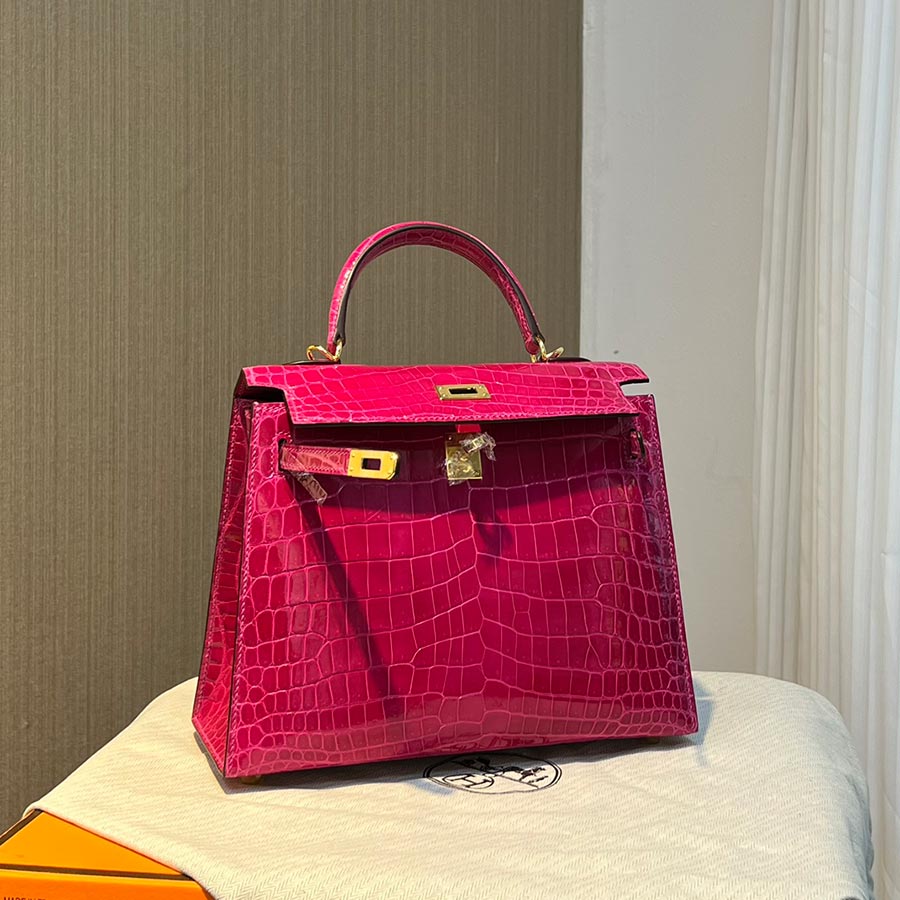 Hermès Kelly hand bag