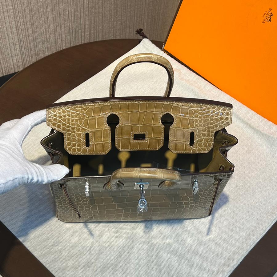 Hermès  Birkin hand bag