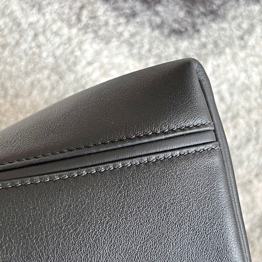 Hermès Kelly  mini Touch  hand bag