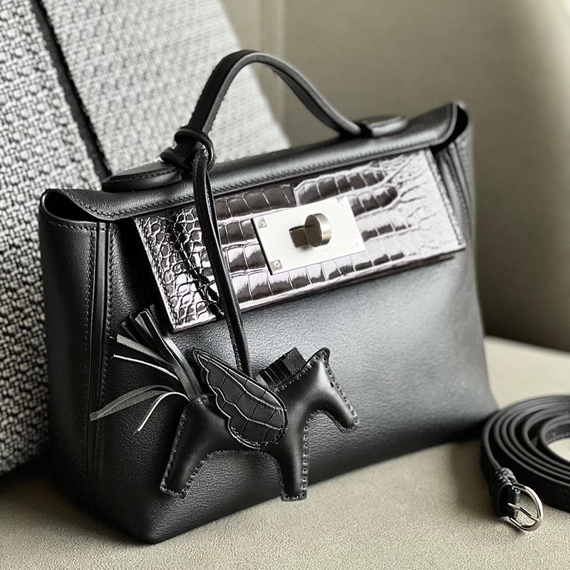 Hermès Kelly  mini Touch  hand bag