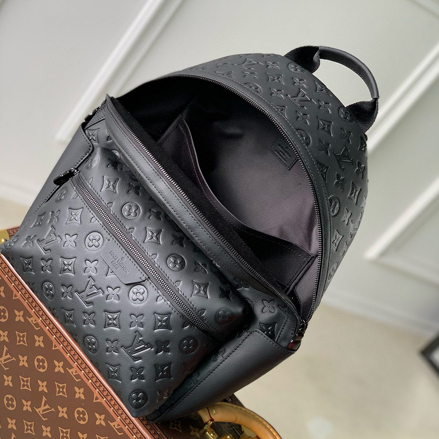 LOUIS VUITTON DISCOVERY BACKPACK LOUIS VUITTON DISCOVERY BACKPACK