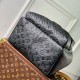 LOUIS VUITTON DISCOVERY BACKPACK LOUIS VUITTON DISCOVERY BACKPACK