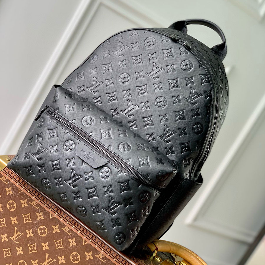 LOUIS VUITTON DISCOVERY BACKPACK