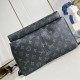 LOUIS VUITTON DISCOVERY BACKPACK LOUIS VUITTON DISCOVERY BACKPACK