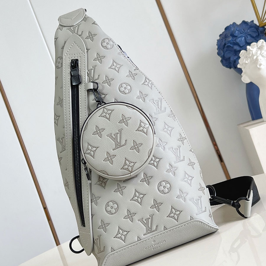 Louis Vuitton  Duo 