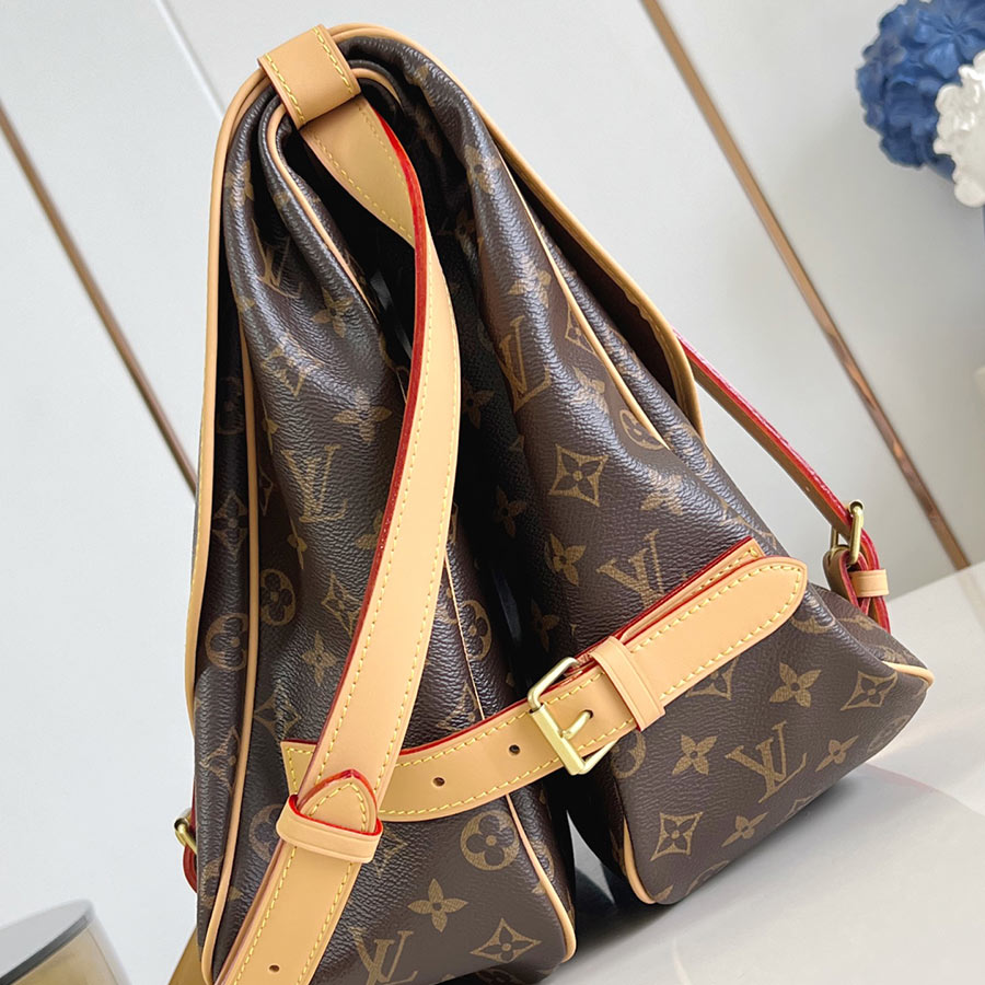 Louis Vuitton  Monogram  Saumur