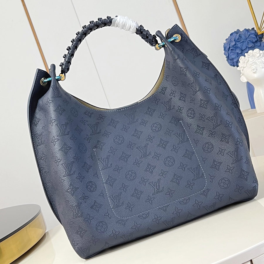 Louis Vuitton   Carmel hobo  Taurillon 