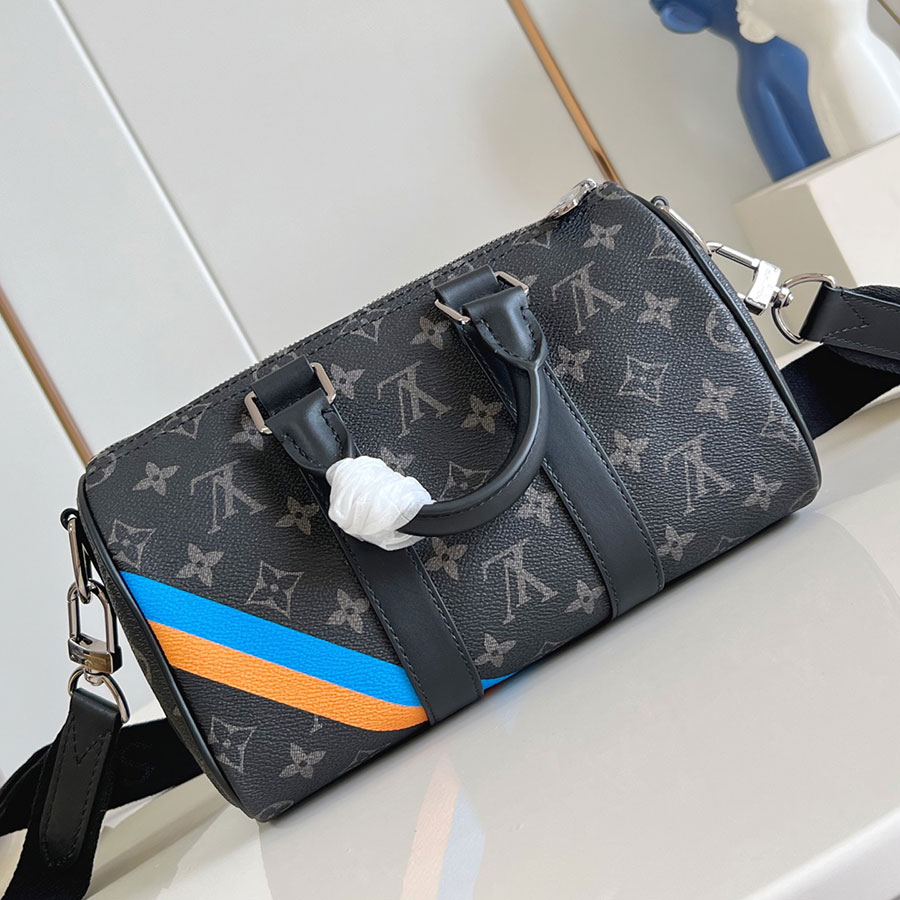 Louis Vuitton  P01942   Keepall 25   Monogram Eclipse