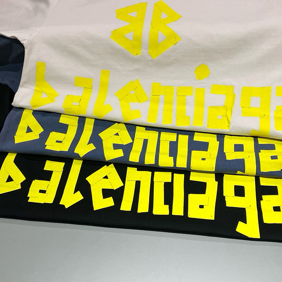 BALENCIAGA TAPE TYPE TSHIRT BALENCIAGA TAPE TYPE TSHIRT