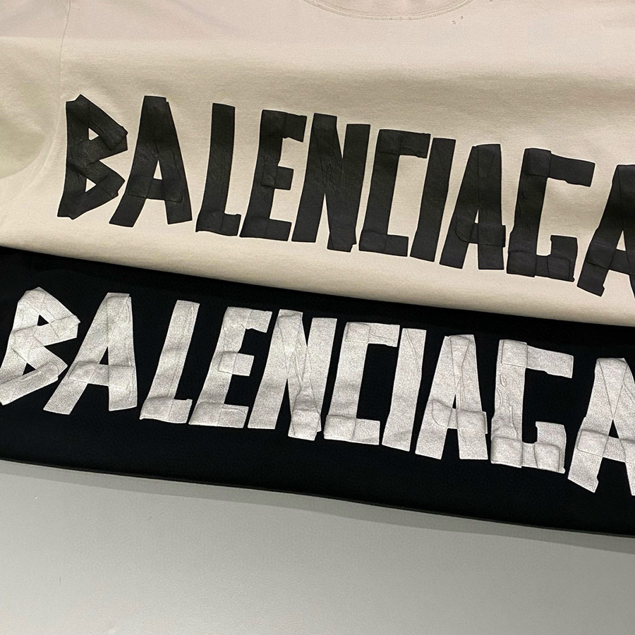 BALENCIAGA TAPE TYPE TSHIRT BALENCIAGA TAPE TYPE TSHIRT