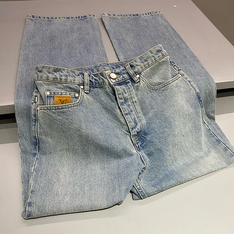 LOUIS VUITTON LOGO JEANS LOUIS VUITTON LOGO JEANS