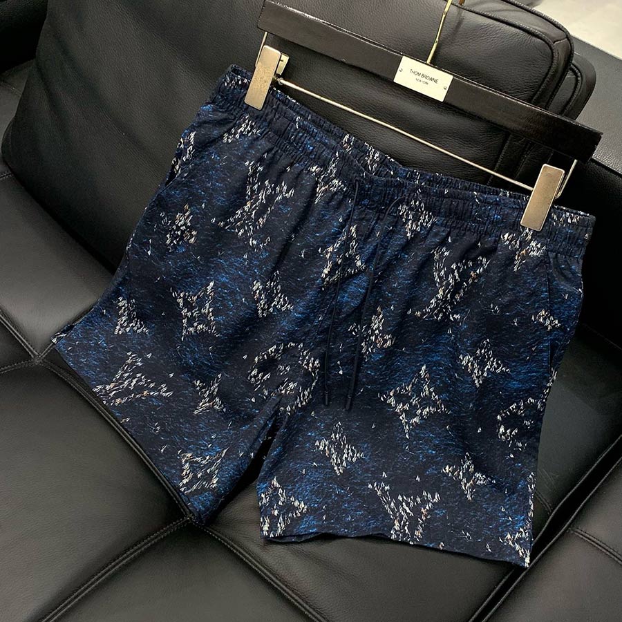 LOUIS VUITTON PRINT LOGO SHORTS LOUIS VUITTON PRINT LOGO SHORTS
