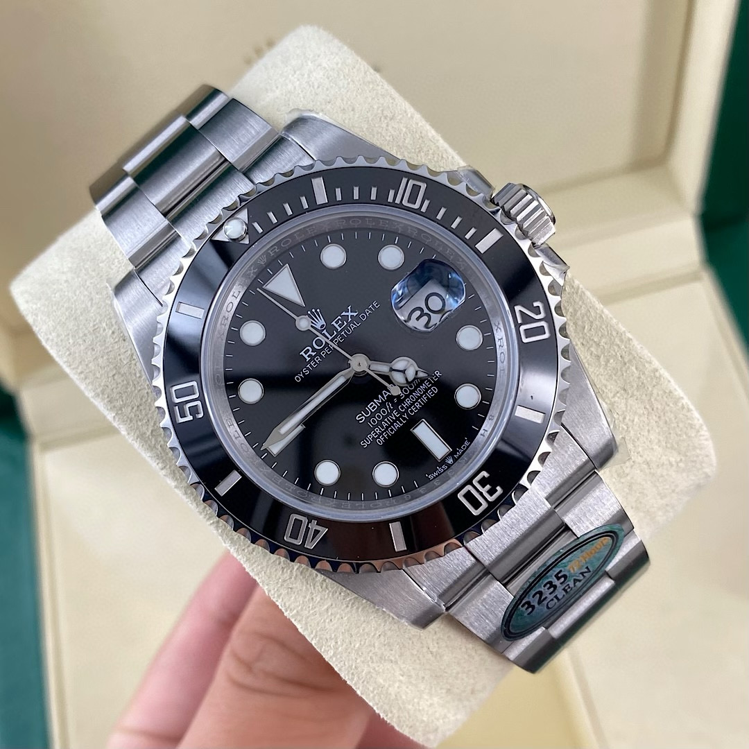 Rolex Submariner Date 