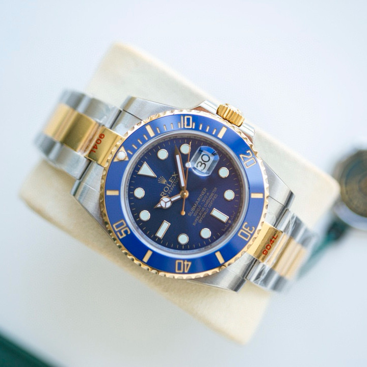Rolex Submariner Date