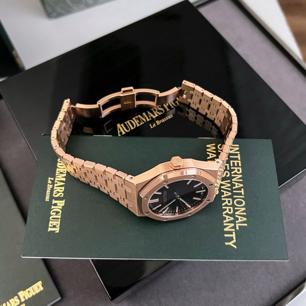 Audemars  Piguet