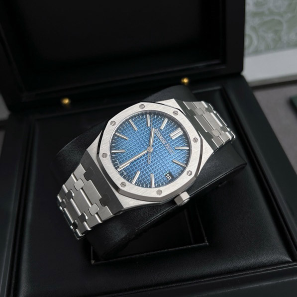 Audemars  Piguet