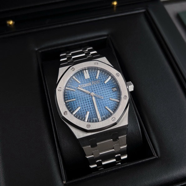 Audemars  Piguet