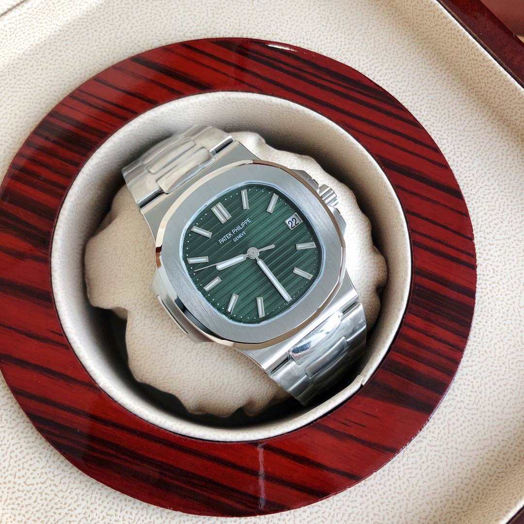 Patek Philippe Nautilus
