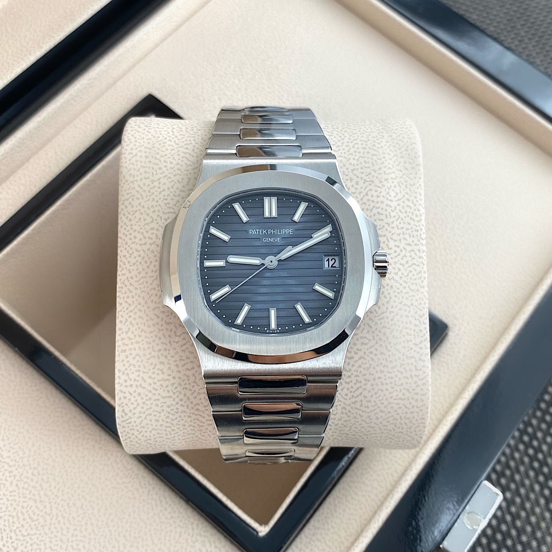 Patek Philippe Nautilus