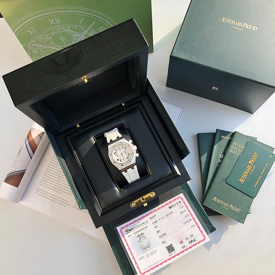 Audemars Piguet “Méga Tapisserie ” 