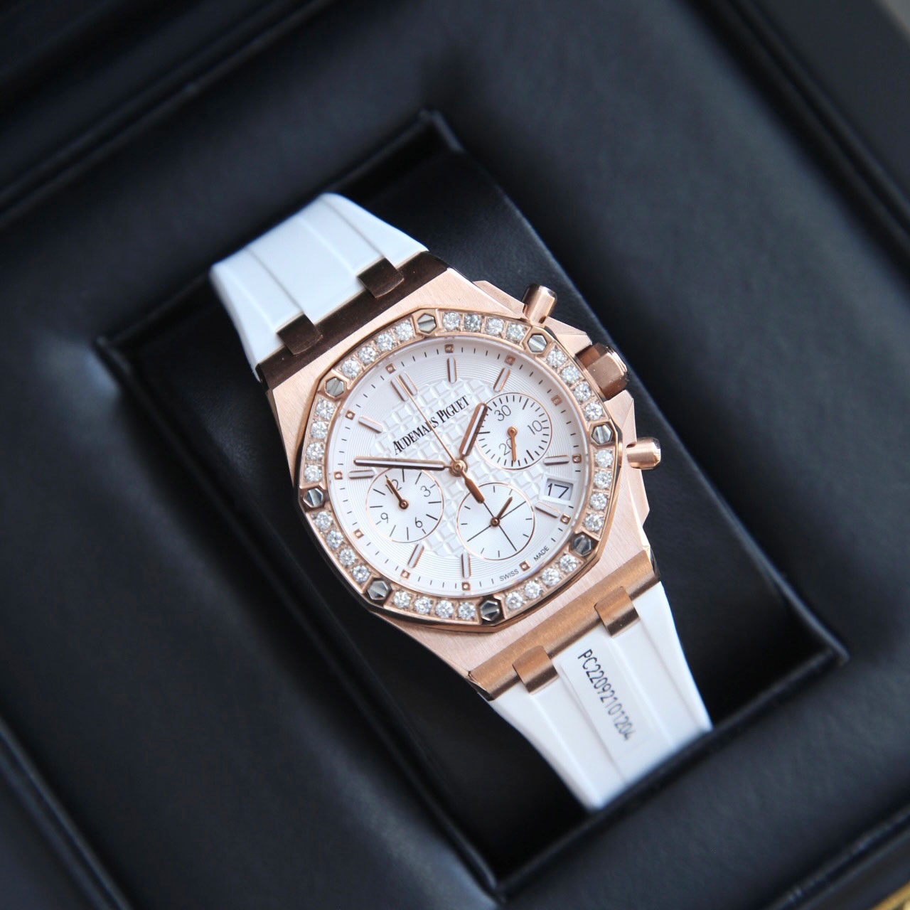 Audemars Piguet  Lady Tapisserie