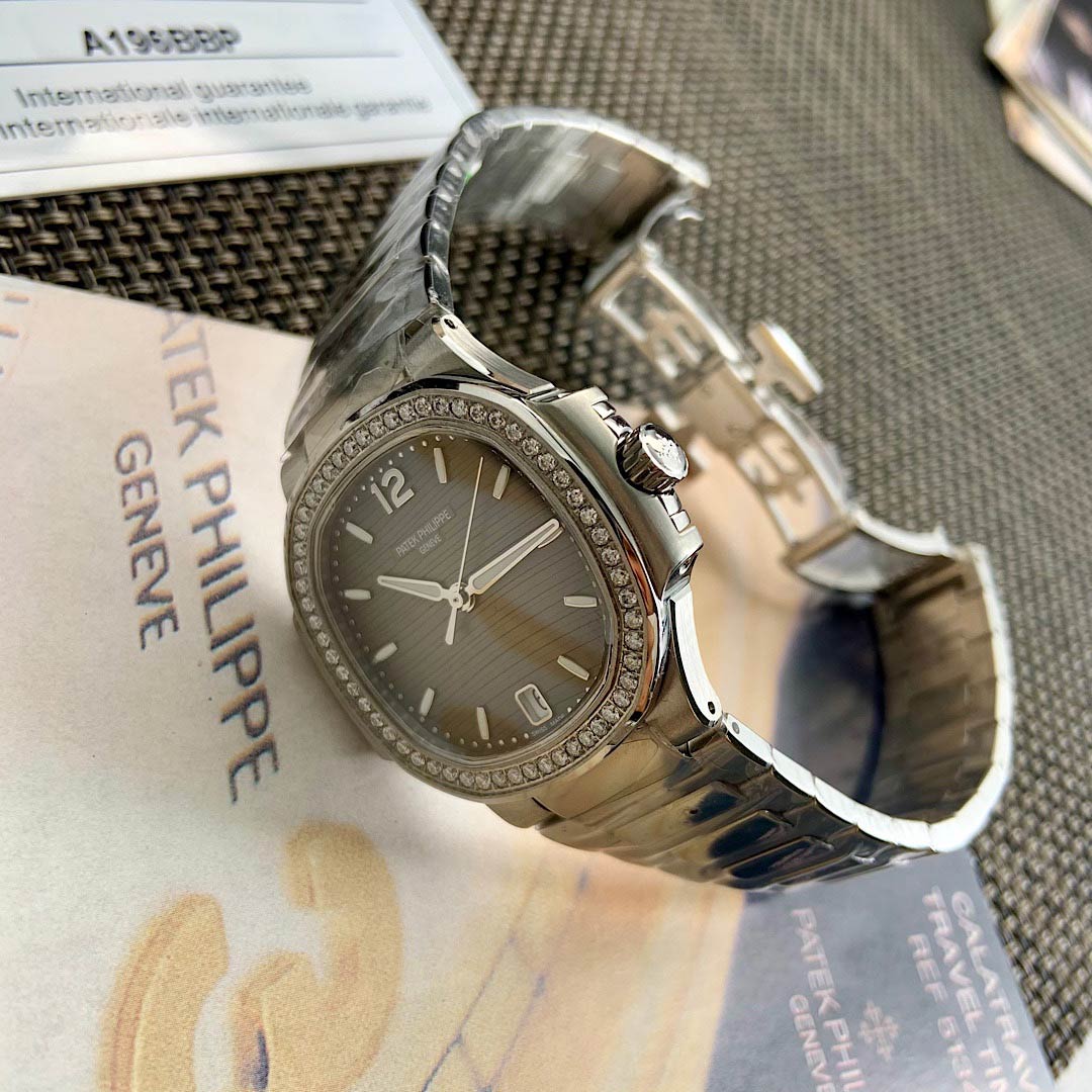 Patek  Philippe NAUTILUS