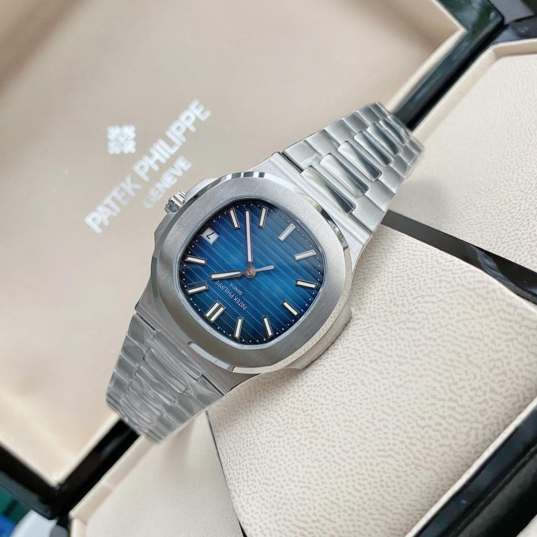 Patek  Philippe NAUTILUS